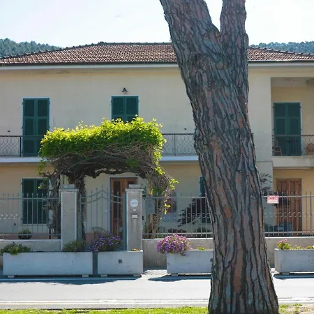 Casa Nonna Tita 5 Terre Lerici Portovenere Daire *
